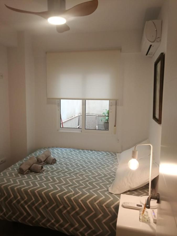 Holisplace- Lovely Apartment In Downtown Аліканте Екстер'єр фото